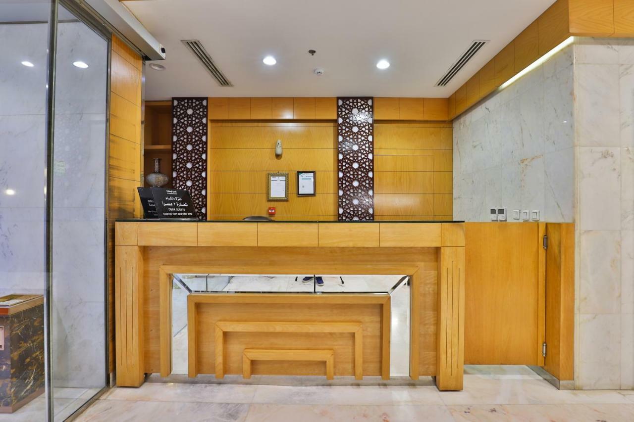 قصر اليمامة للاجنحة الفندقية-العليا Riyad Extérieur photo
